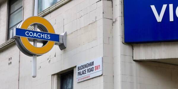 coaches roundel on victoria coach station